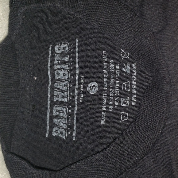 Spencer's black anime tee - Picture 3 of 3